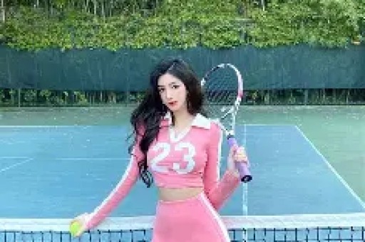 张凌赫评论区沦陷！连上8个热搜遭网友讽刺：39个人就崩溃了？