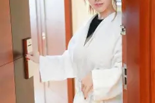 【图】林志玲参加盛宴遭尴尬“老朋友”华少及时英雄救美