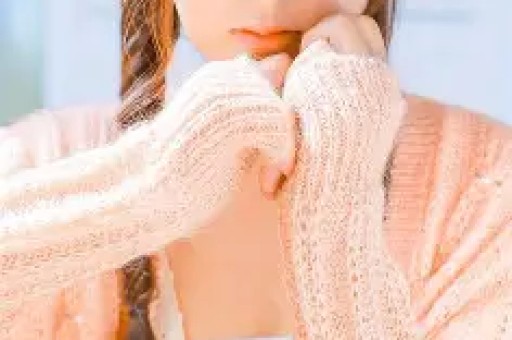 谢娜成都演唱会想看人数超35万艺人跨界为何引争议