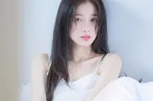 娱乐圈大瓜连环炸：黑眼圈男星疑隐瞒二胎冷巴豪车代言照常走花路