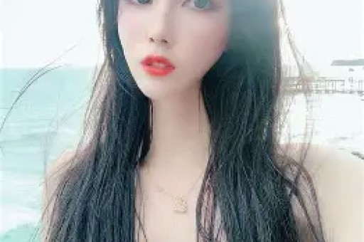网红司晓迪直播骂白鹿“素颜普通、媚男看不起人”！评论区翻车连闺蜜都拆台蹭热度翻车最快的一次